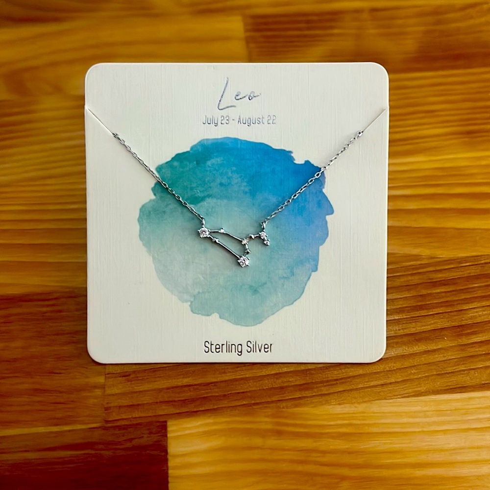 *Leo 🦁 Szn* Zodiac Necklace